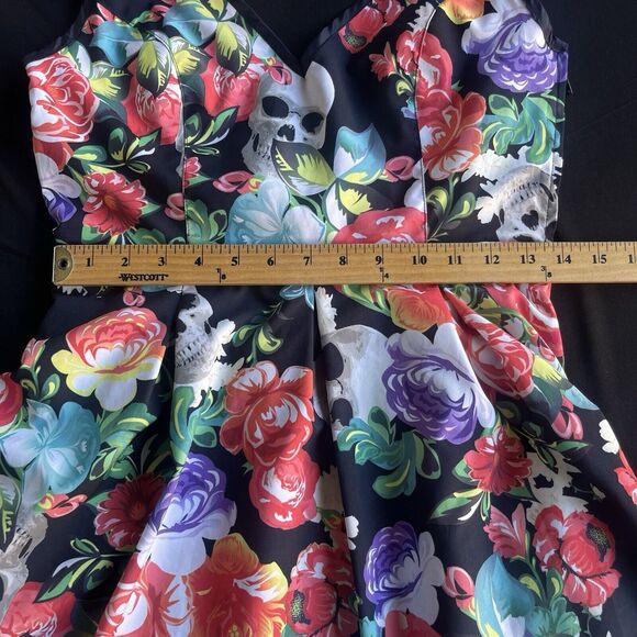 Iron Fist Roaming Hearts Skull Dress Womens Medium Whimsygoth Floral Bow V-neck - Picture 12 of 14